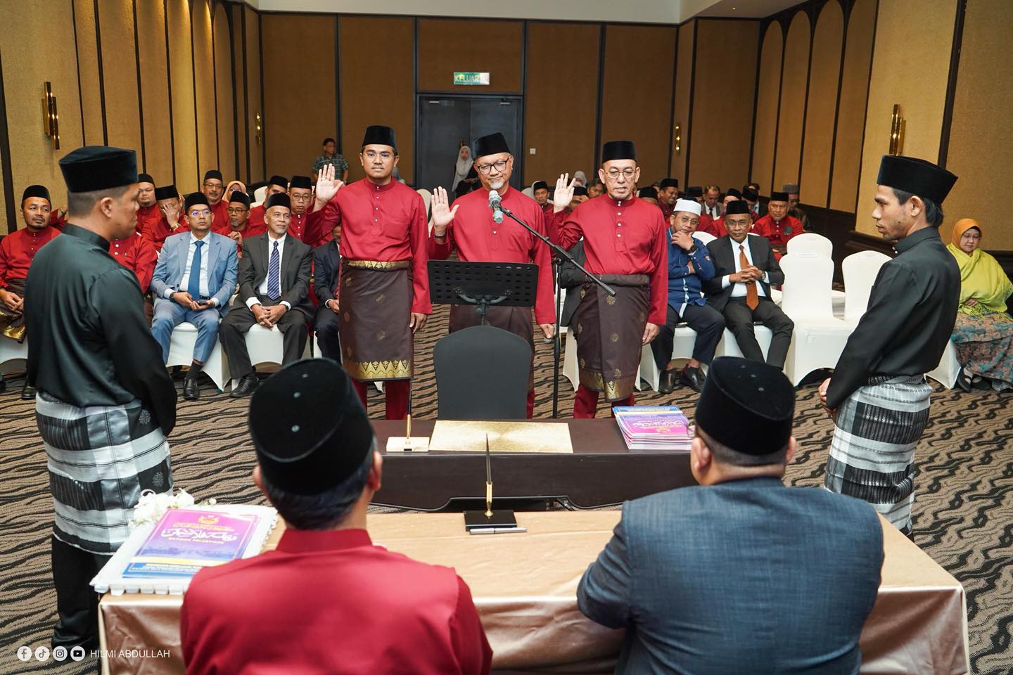 ANGKAT%20SUMPAH%20AHLI%20MAJLIS%202026%203