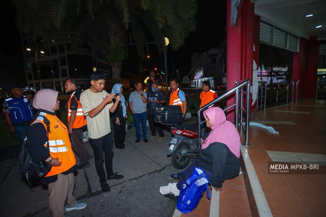 GELANDANGAN2