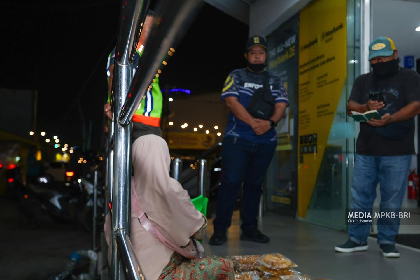 GELANDANGAN3