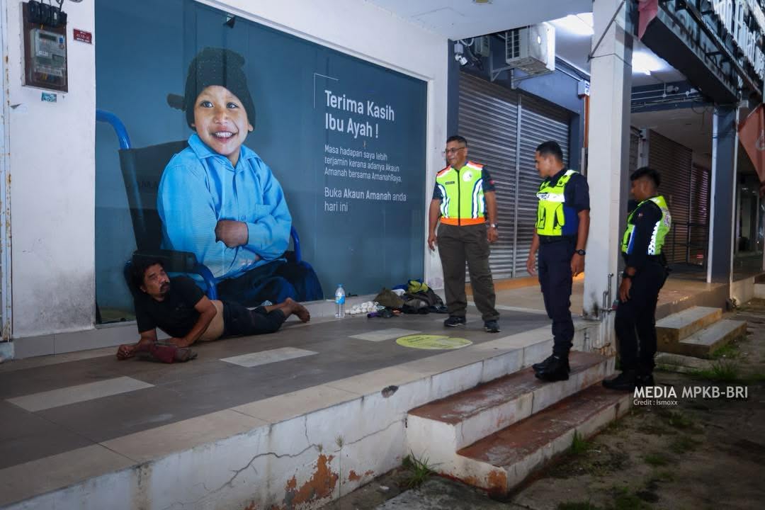 GELANDANGAN4