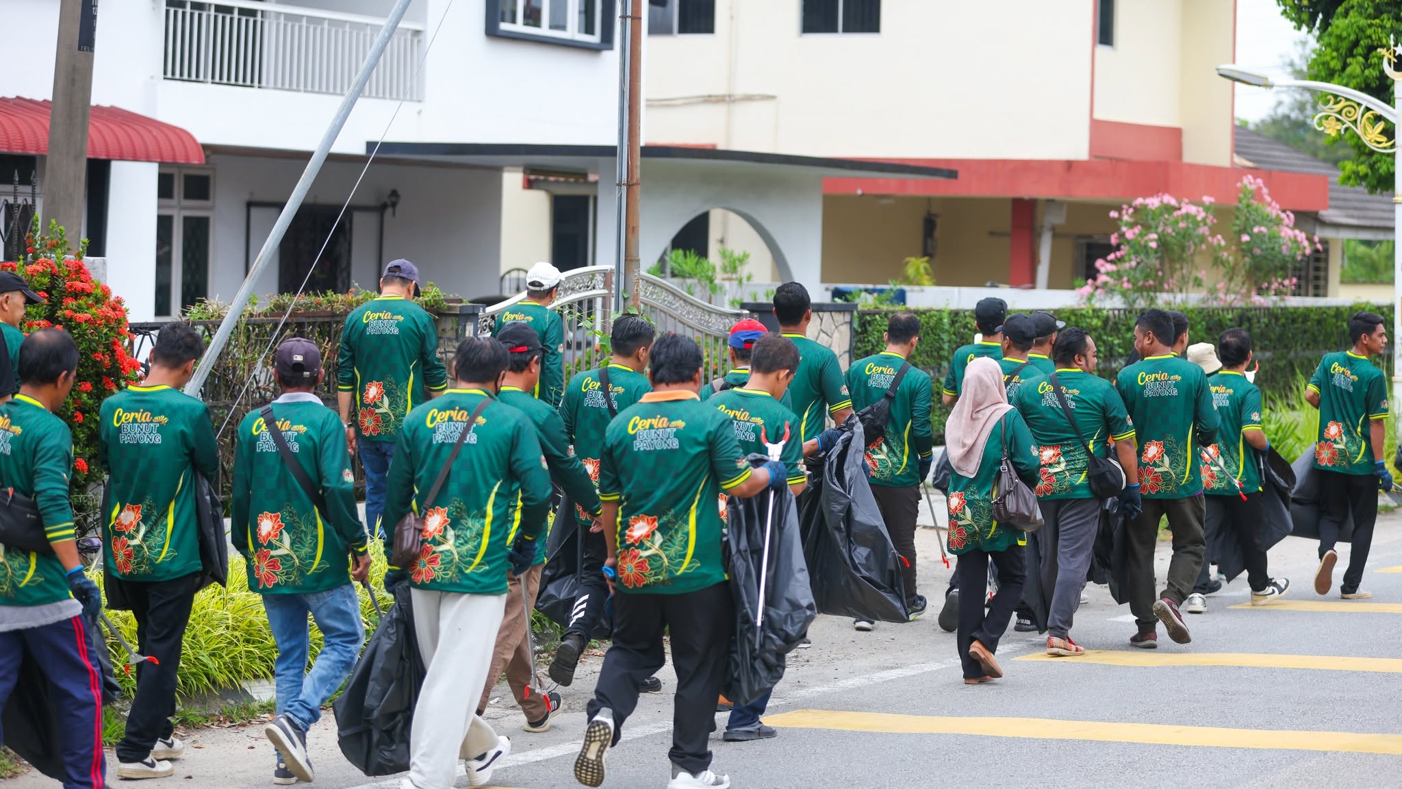 KARNIVAL%20RAKYAT1