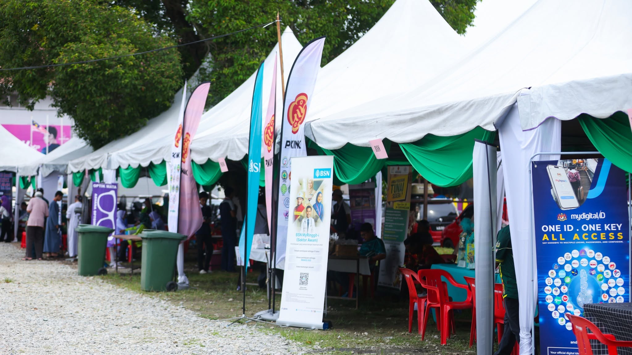 KARNIVAL%20RAKYAT5