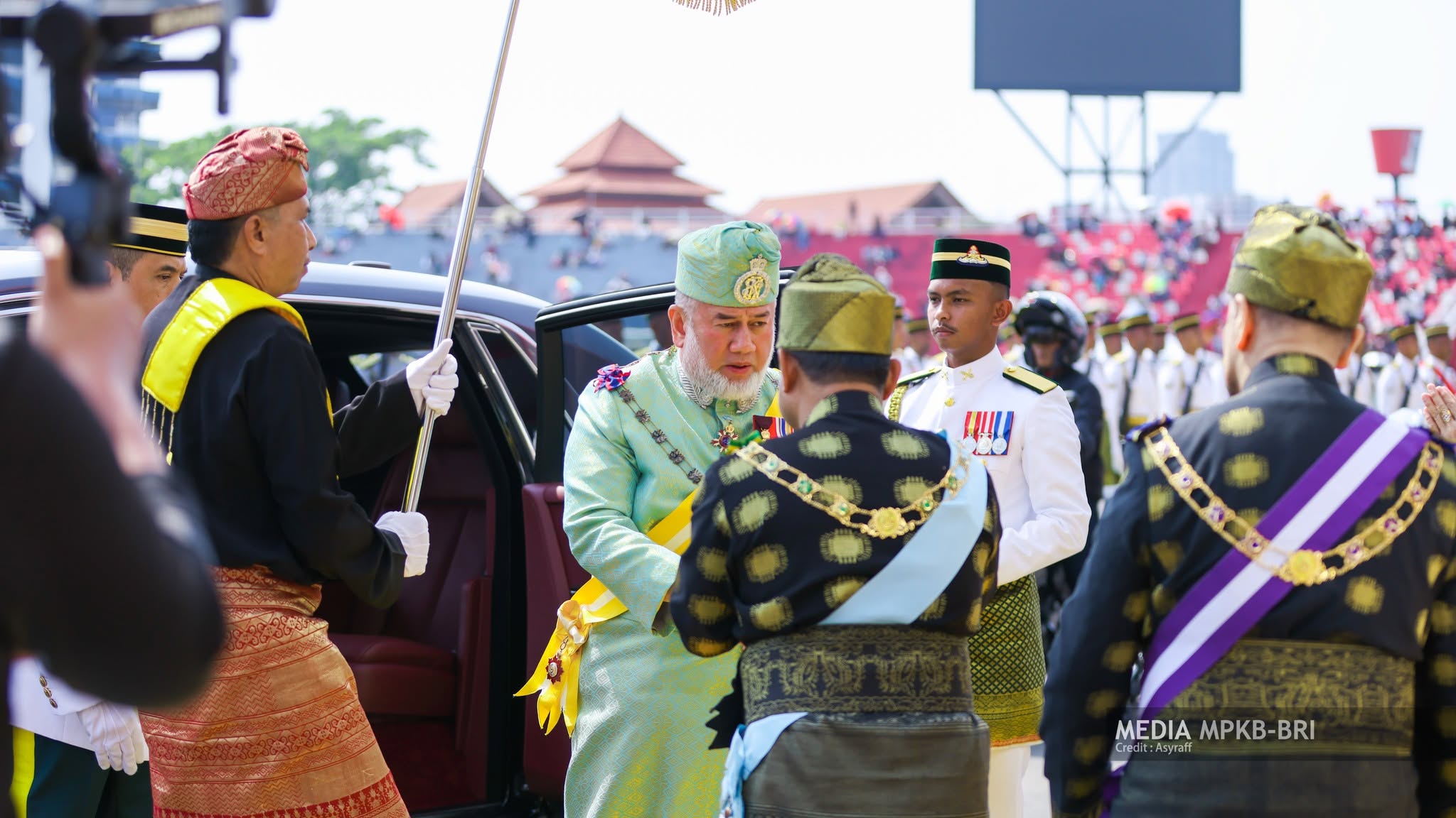 KEPUTERAAN12