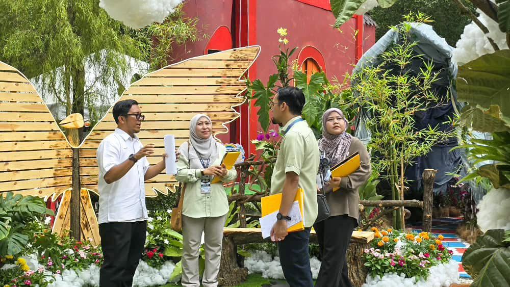 PESTA%20FLORA6