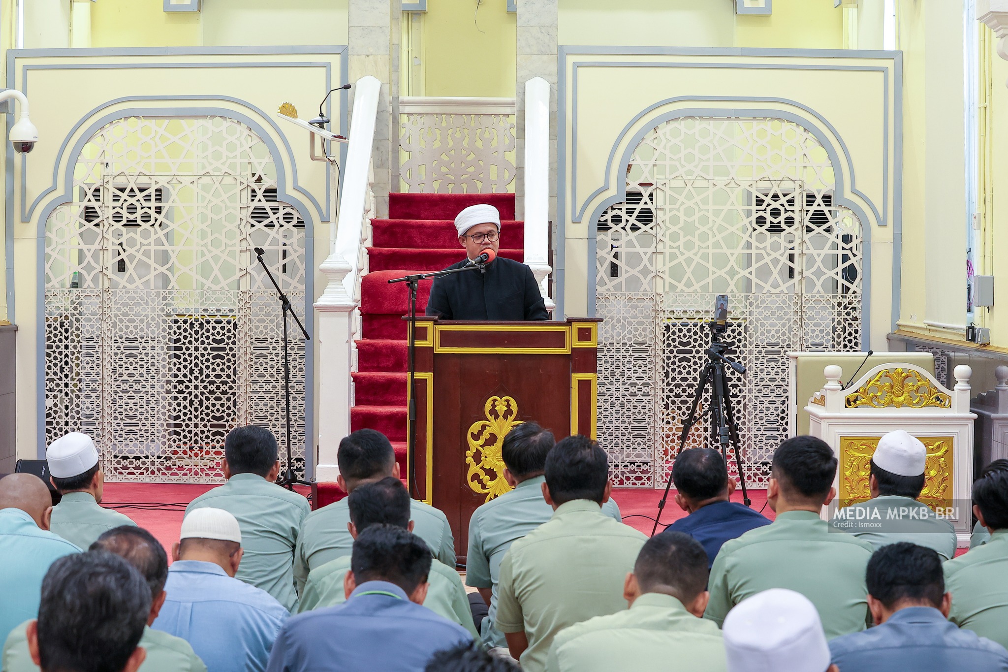 SOLAT%20DHUHA%20MASJID%20MUHAMMADI5